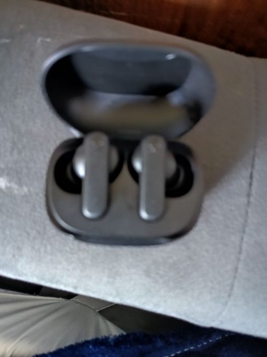 Vând căști wireless smokin'buds.