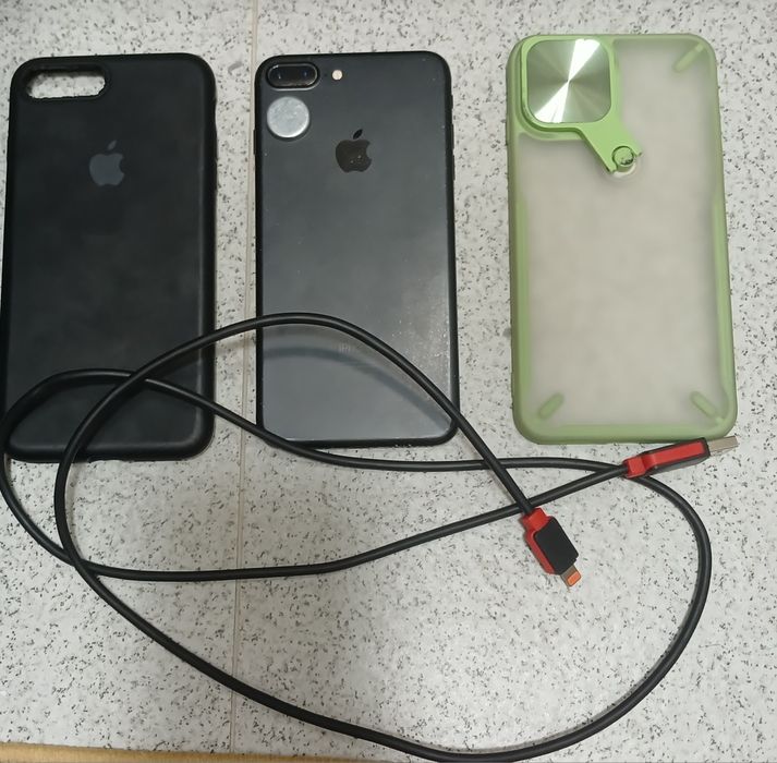 Продам iphone 7 plus