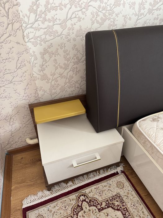 Спальный гарнитур