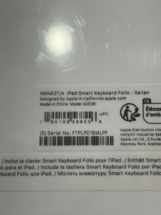 Tastatura Apple Smart Keyboard Folio Ipad Air 11,(M2), noua la cutie