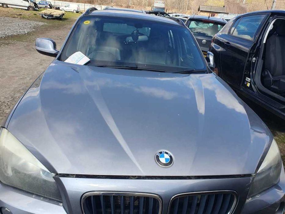 Dezmembrez  BMW  X1  E84  2.0 D   X Drive  2011