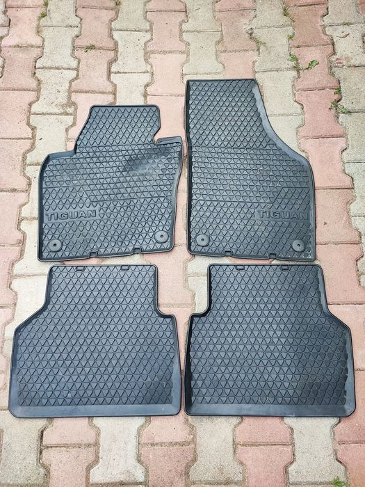 Covorase de cauciuc All-weather originale Volkswagen Tiguan (5N1, 5N2)