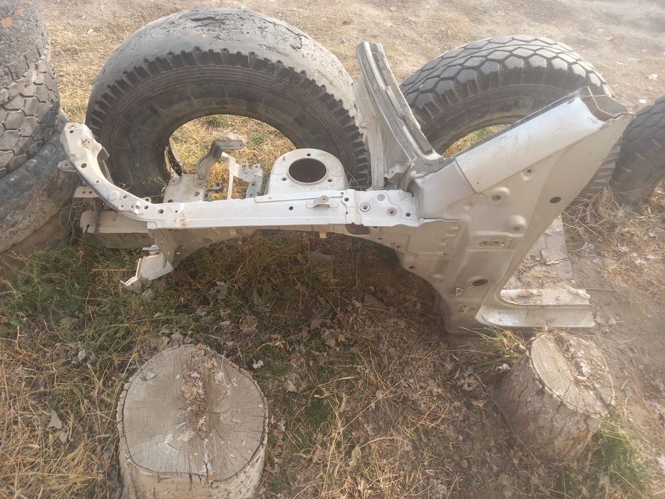 Подравник левый передний лексус рх