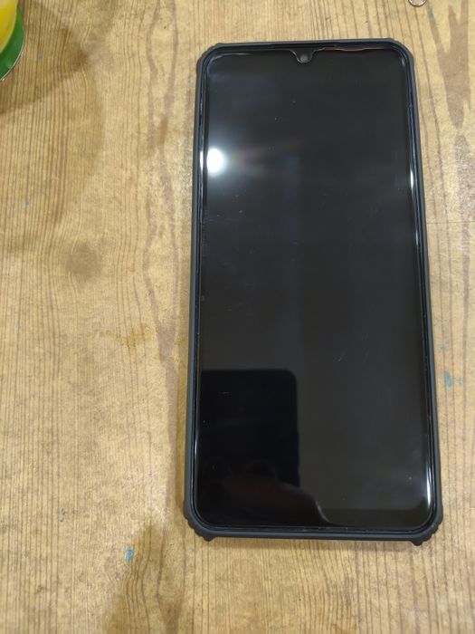 Продам смартфон Роко С 75