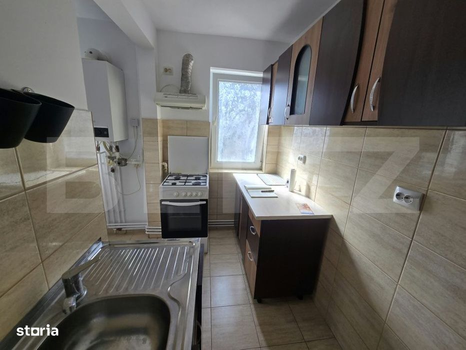 Apartament 3 camere, 60 mp, zona Centrala