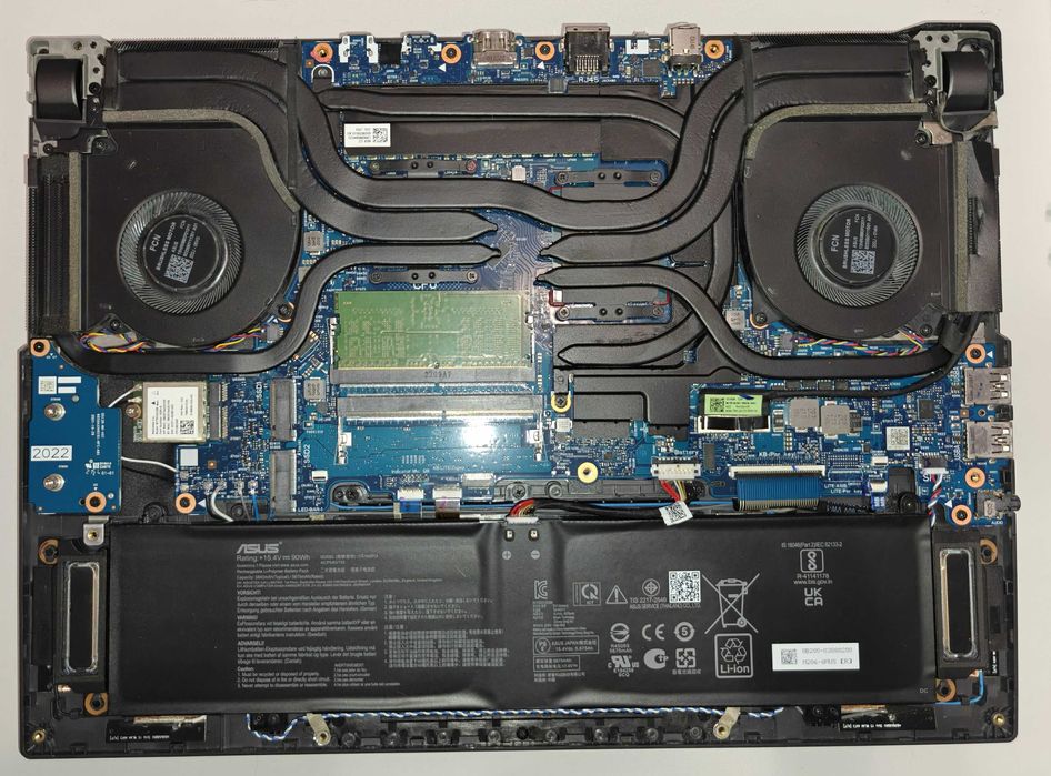 ASUS ROG Strix G15 (2022) G513RM