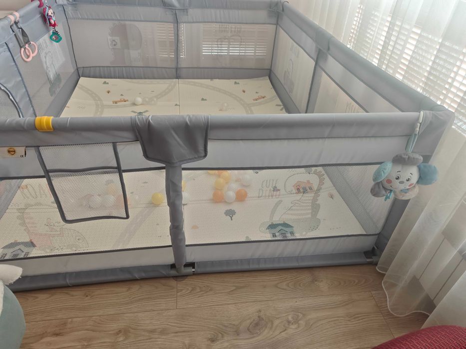 Бебешка кошара (мека ограда) DINO DRIVE M - 150x180 см - като нова