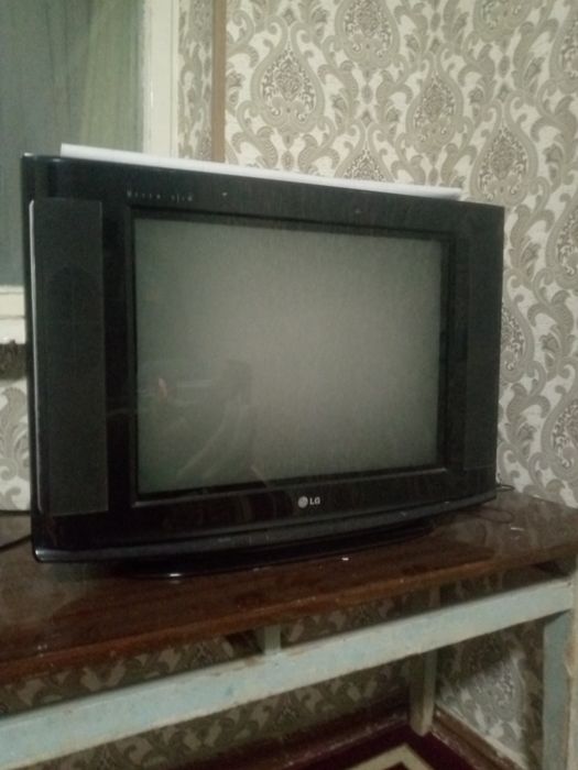 LG televizor sotiladi