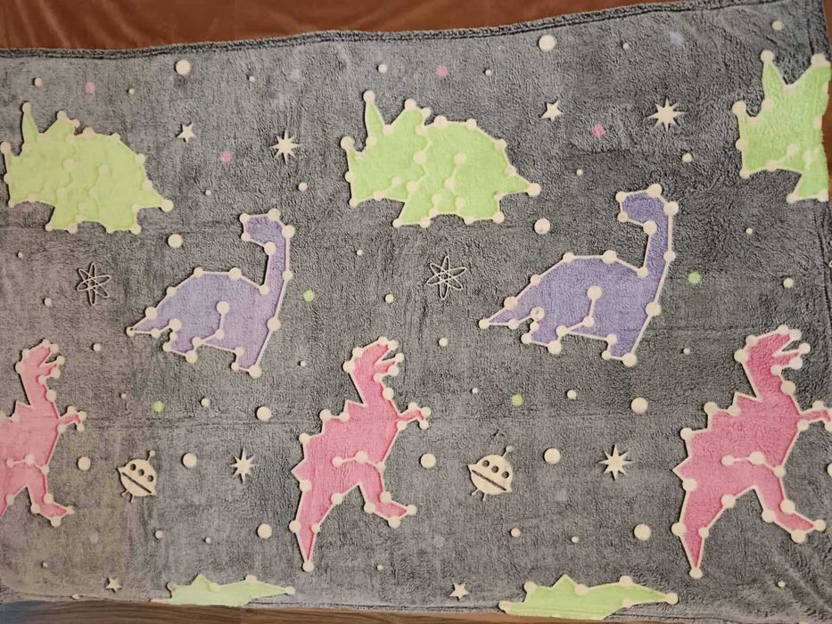 Детски одеяла LOL SURPRISE,MIKY MAUS.STAR WARS.светещо Космос,Звезди.