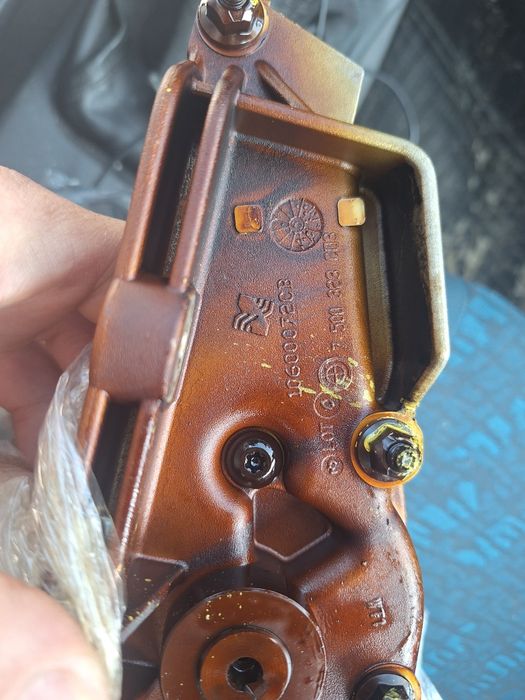 Pompă ulei BMW E87 1.6 N45B16A – cod 11417594311, stare foarte bună