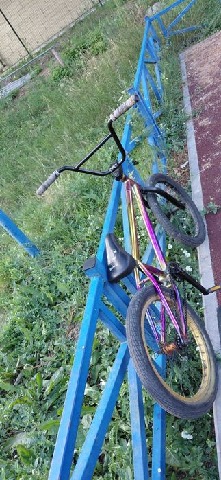 Продам трюковой Bmx