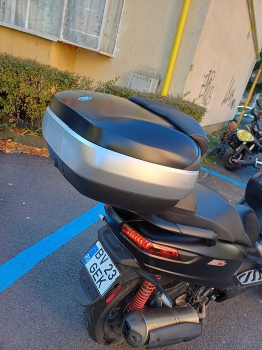 Maxi Scuter Piaggio MP3 500