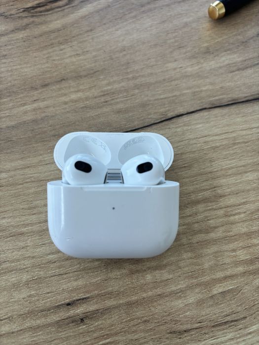 Airpods gen 3 MagSafe Charging Case