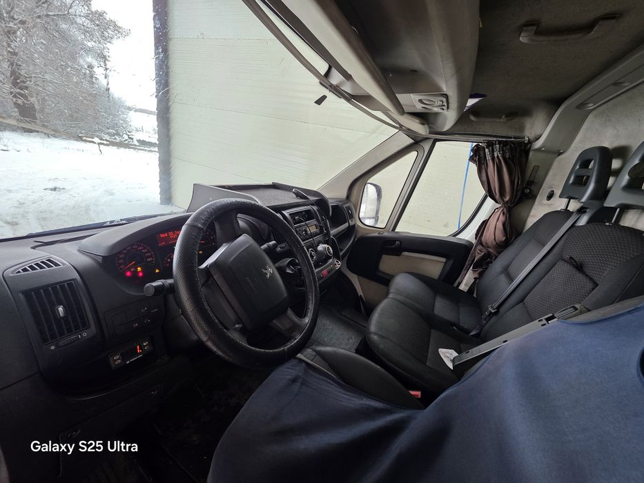 Se vinde Peugeot Boxer 2.2