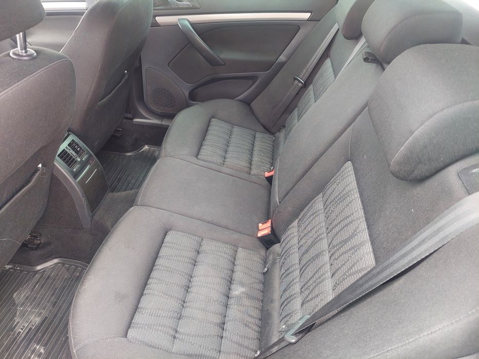 Skoda Octavia II 1.2 Benzină.