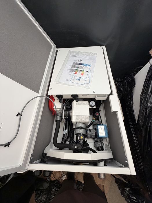 Pompa caldura 10 kw split 3.80