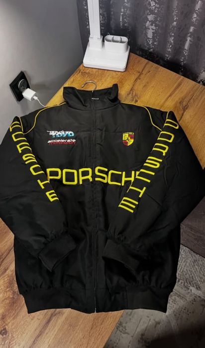 Гоночные куртки.