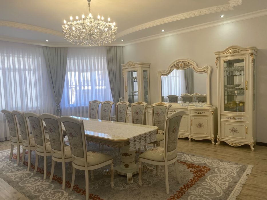 Продается комплект гарнитур в зал