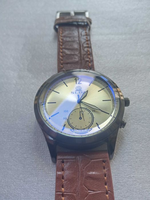 Мъжки стилен часовник