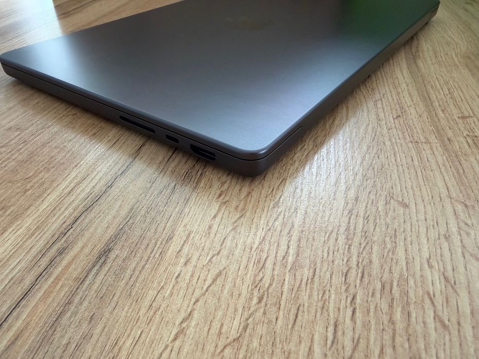 MacBook Pro 14" M3 MAX 14-CPU, 30-GPU, 36GB RAM, 1TB SSD