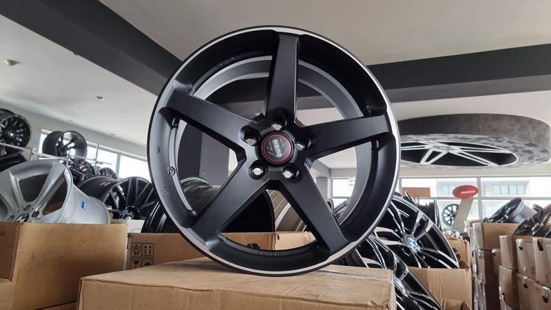 18цола 5х112 MOMO 5x112,Mercedes,Audi,Vw,