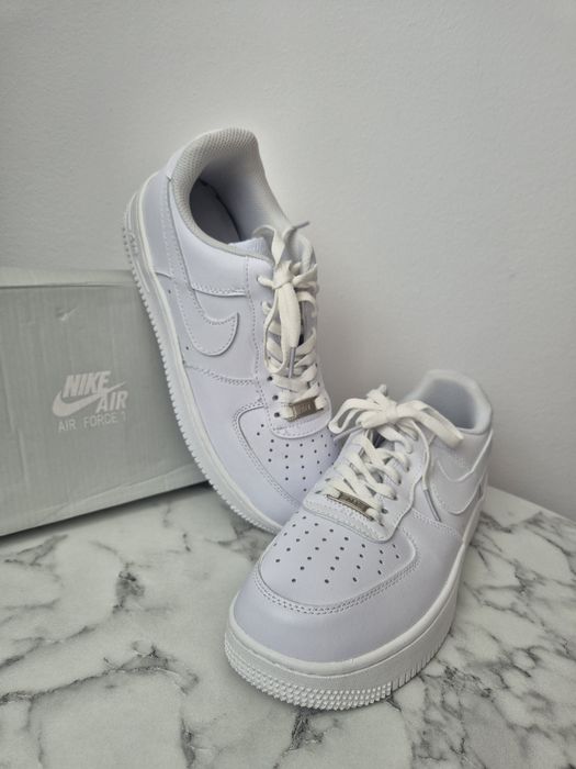Adidași Nike Air Force 1 '07 "Triple White"