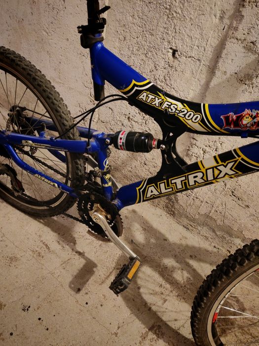Vând bicicletă ALTRIX