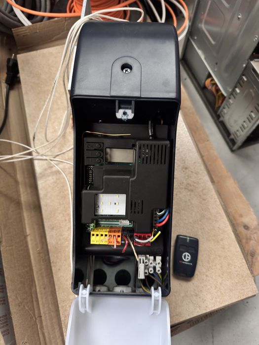 automatizare usa de acces garaj sectionala si hala BFT ARGO BT A20