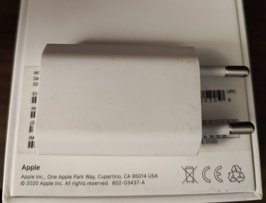 Зарядка для телефона iPhone