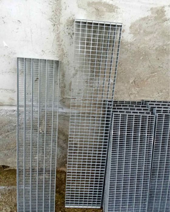 Vănd trepte galbanizate