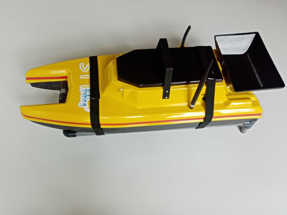 Лодка за захранка, опция за GPS автопилот