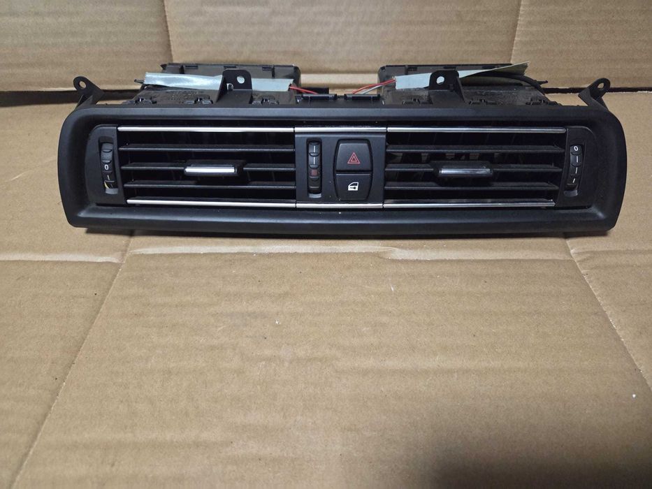 Grila gura guri ventilatie ac centrala BMW seria 5 F10 F11 oem