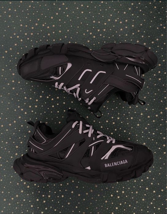 Balenciaga track led