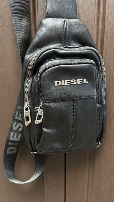 Чанта на DIESEL естествена кожа