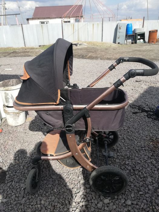 Продам коляску 20000