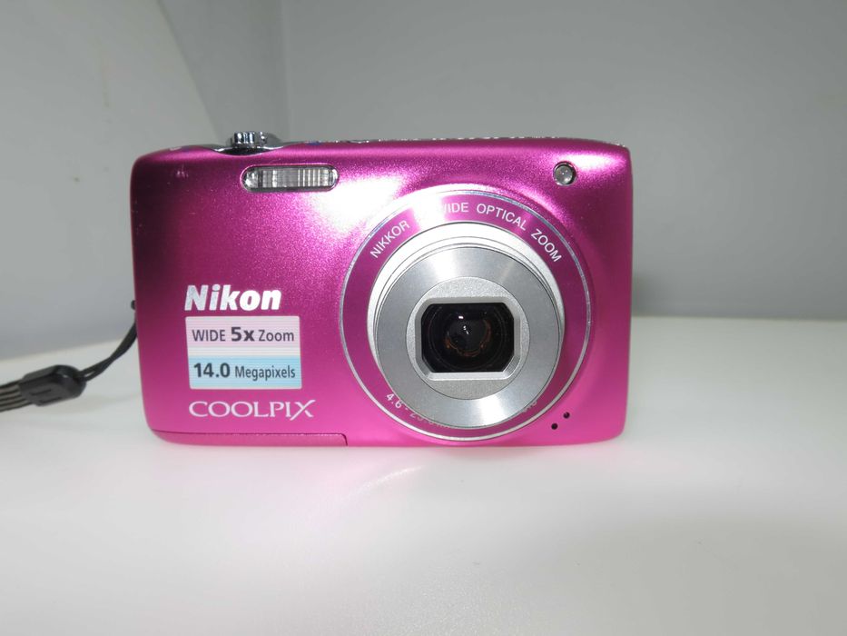 Nikon Coolpix S3100 ултра компактен цифров фотоапарат дигитална камера