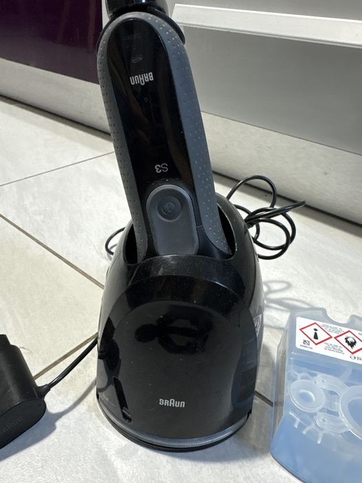 Aparat de ras braun s3