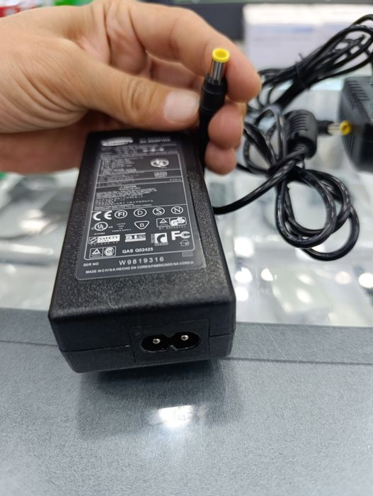 Скидка! Доставка! Блок питания 19 v 3,16 a samsung,LG monitor