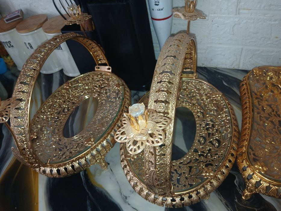 Срочно фруктница Сатылады