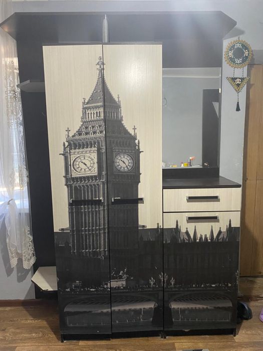 Шкаф для прихожей