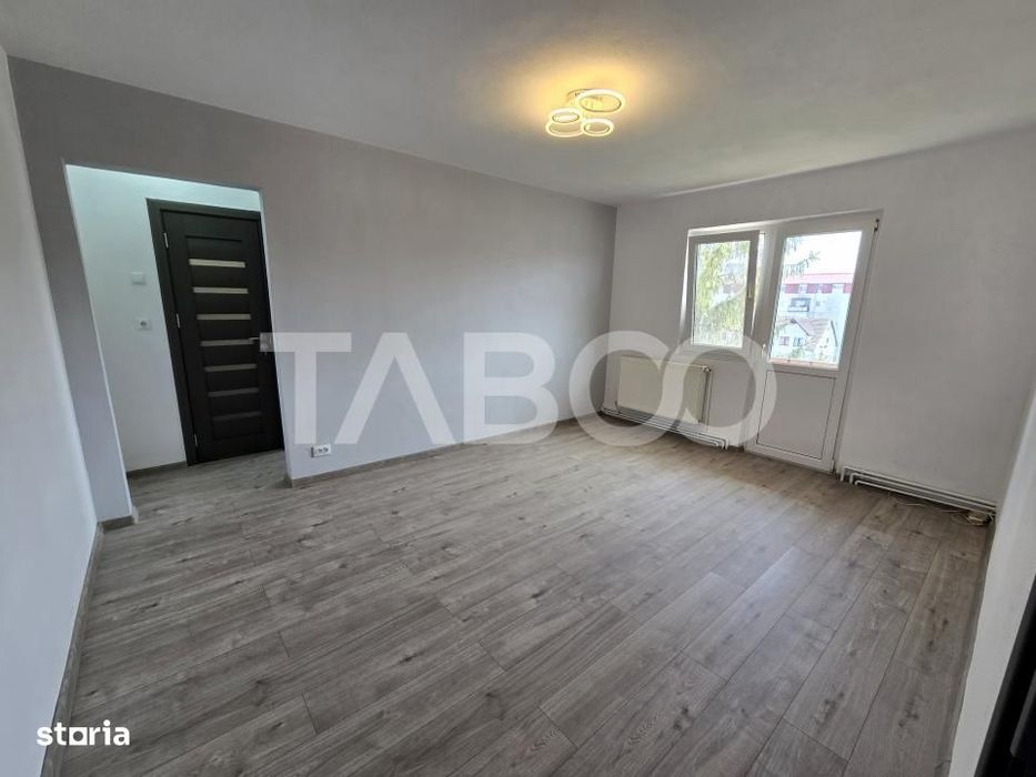 Apartament cu 2 camere renovat balcon pivnita Mihai Viteazul Sibiu — fotografia 2