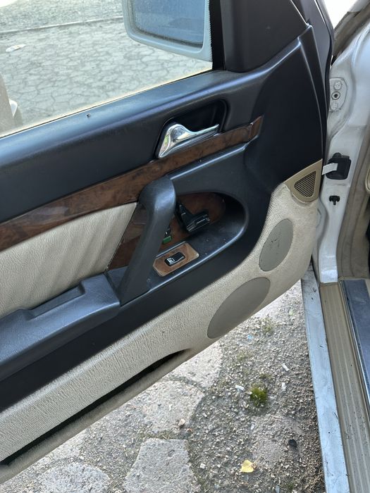 Срочно Продам шестисотого