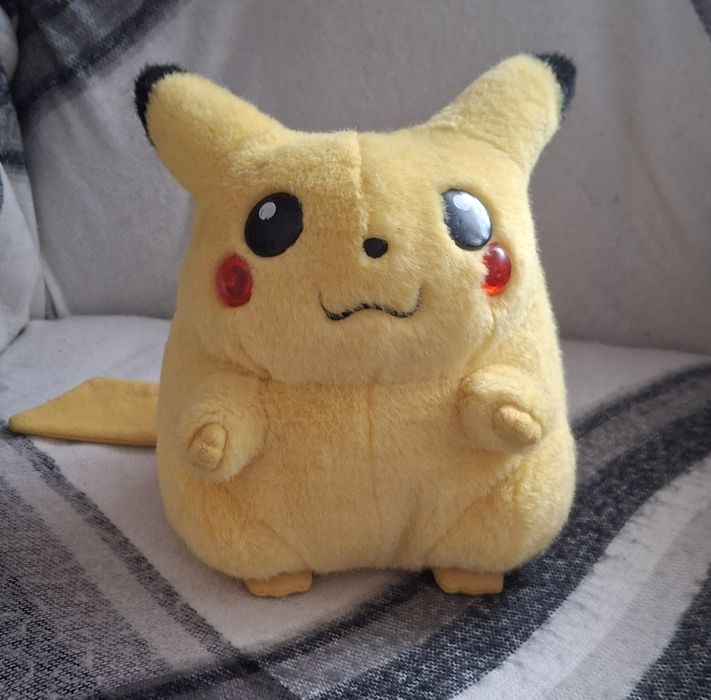 Jucărie pluș Pikachu