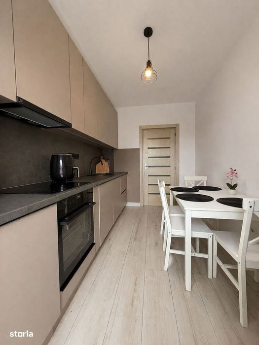 3 camere modern prima inchiriere| Andrei Muresanu A. Presecan |