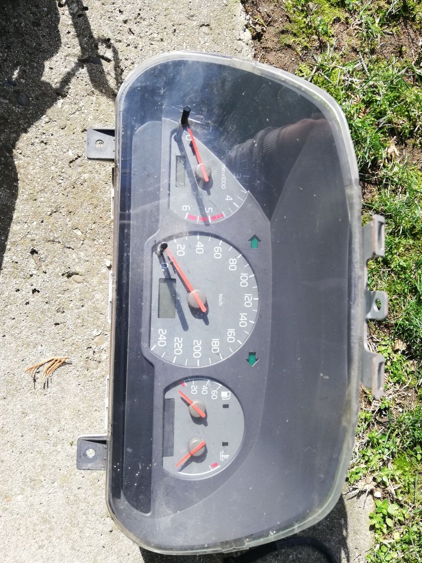 Волво с40/Volvo s40 1.9 TD на части гр. Пазарджик Запад • OLX.bg