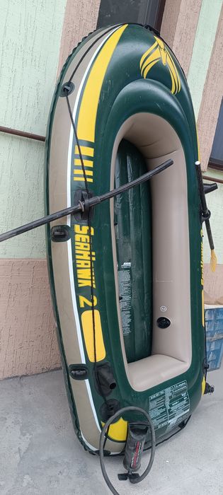 Резиновая.лодка.