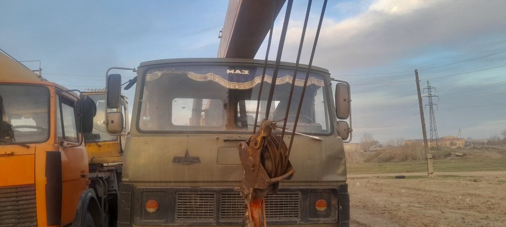 Продам авто кран маз