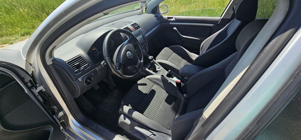 Golf 5 1.6 benzina