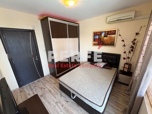 Продава се Двустаен апартамент в Поморие - 112 кв.м за 1500 €/кв.м - Снимка #4