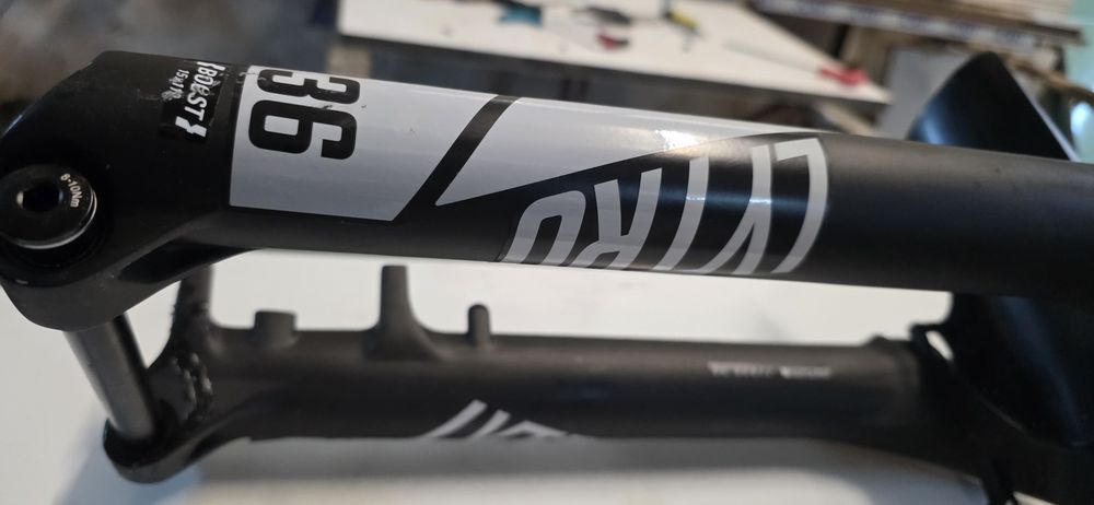 Нова suntour  Lytro 36  160mm 1.8 конус 29ка